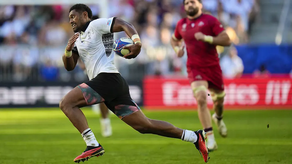 Fidschi begeistert an der Rugby-WM mit Flair und Disziplin - Gallery. Ilaisa Droasese sprintet den georgischen Gegenspielern davon