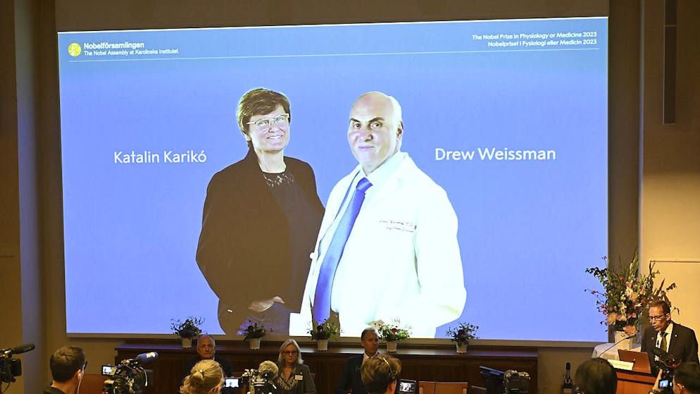 Il Nobel per la Medicina 2023 è stato assegnato a Katalin Karikó e Drew Weissman.