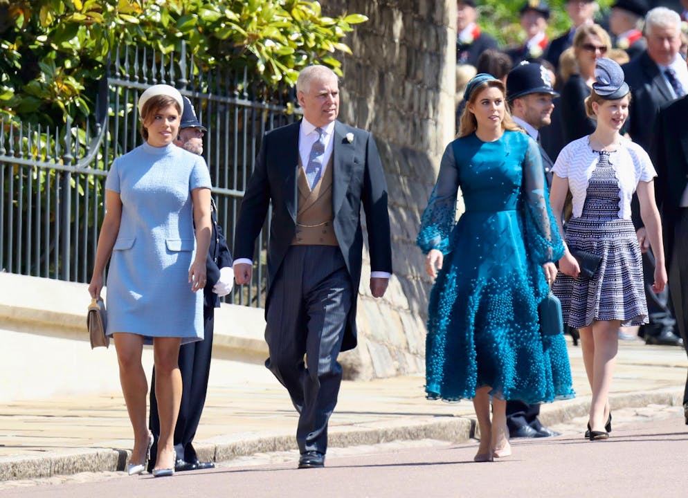 So leiden Beatrice und Eugenie unter den Vorwürfen gegen ihren Vater. Prinzessin Eugenie (links) und Beatrice sollen unter den Skandalen und dem tiefen Fall ihres Vaters arg gelitten haben.