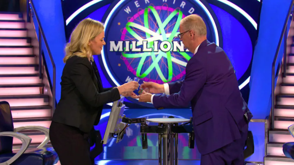 «Wer wird Millionär?». Kandidatin nimmt den Schnaps und geht