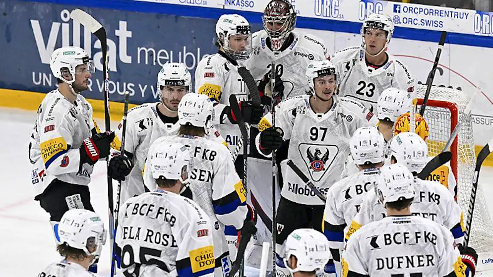 National League. Gottéron siegt in Ajoie ++ Langnau düpiert Zug ++ Biel im Tief