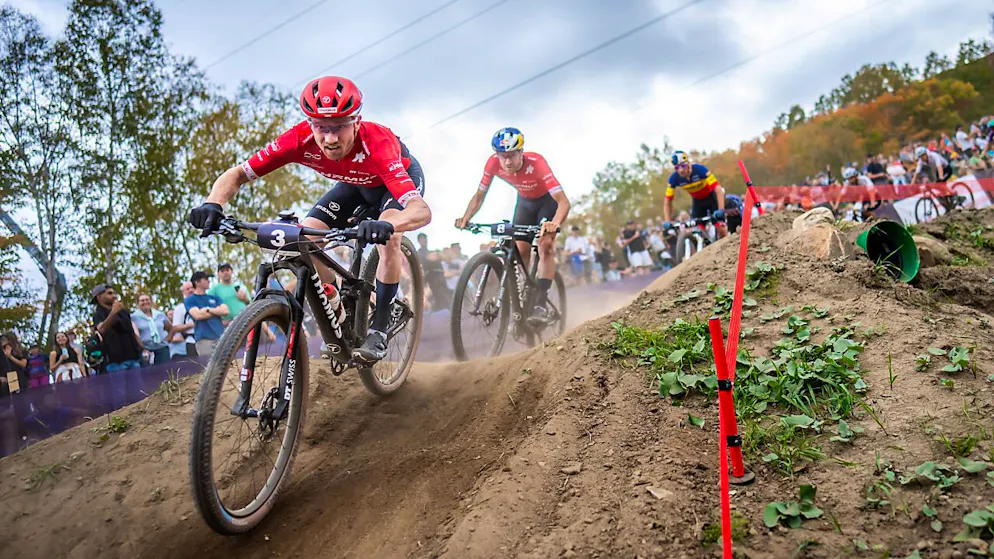 Schurter zum neunten Mal Gesamtweltcupsieger - Gallery. Mathias Flückiger wird bei der Dernière nur durch zweite platte Reifen um den Sieg gebracht