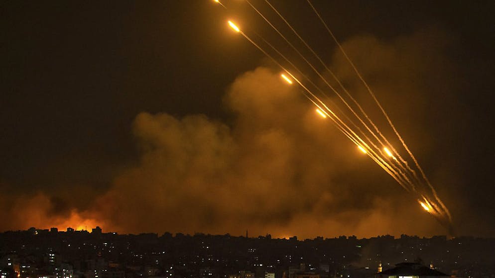 Medio Oriente. Israele dichiara lo stato di guerra, i tank verso Gaza