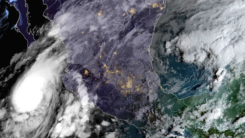 Immagini satellitari mostrano Lidia che si sta avvicinando a Puerto Vallarta.