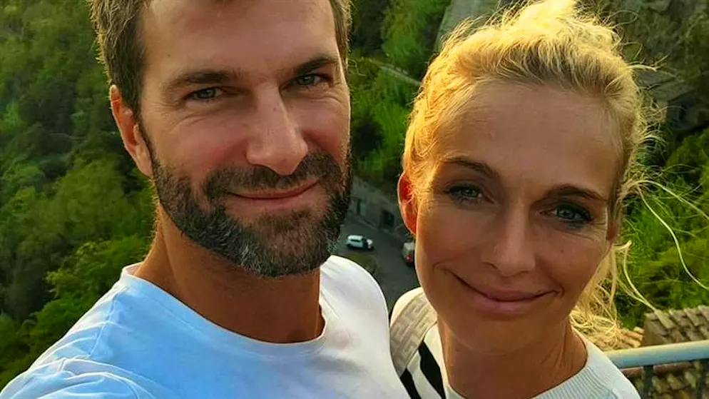 Frisch verliebt: SRF-Sportmoderatorin Annette Fetscherin hat bestätigt, dass sie und der ehemalige Weltklasse-Fechter Benjamin Steffen ein Paar sind.