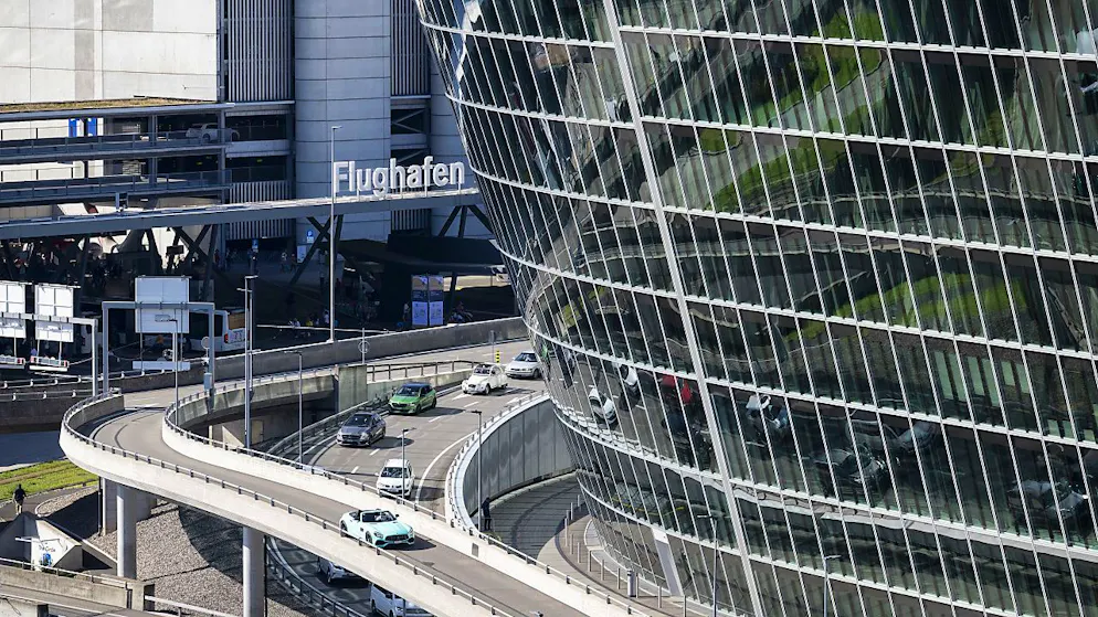 Der grösste Schweizer Flughafen hat im September wieder fast gleichviele Passagiere verzeichnet wie vor der Pandemie. (Archivbild)