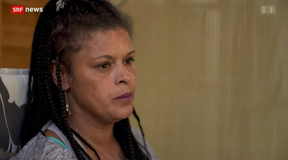 Kelly G. macht ihre Geschichte öffentlich, um andere Betroffene zu motivieren, es ihr gleichzutun.