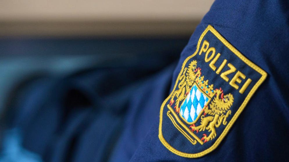 Il mezzo era presumibilmente in fuga dalla polizia.