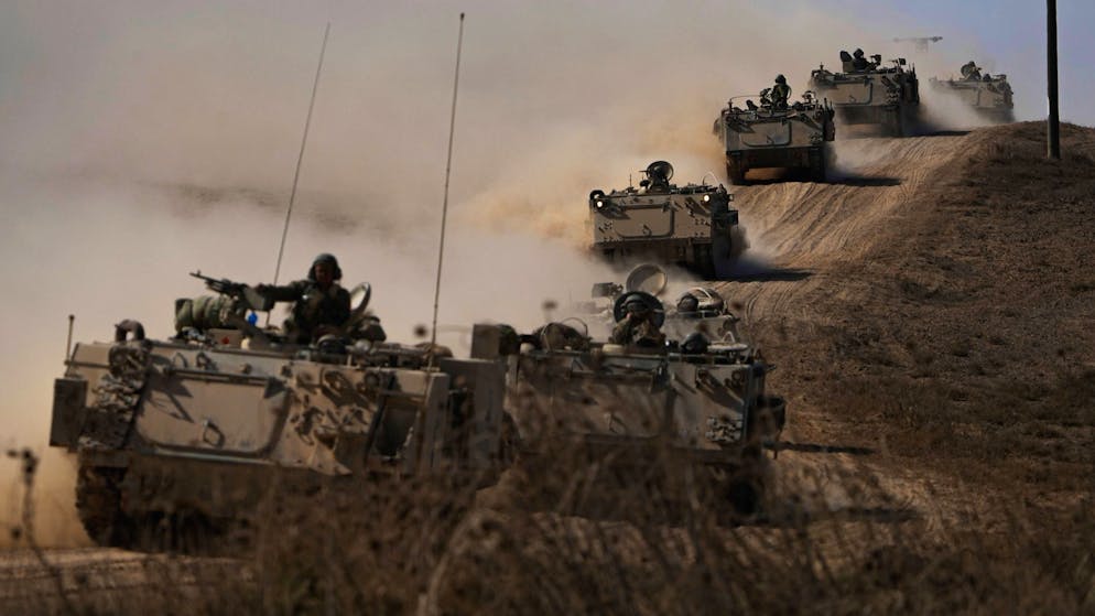 Ticker zum Krieg in Nahost. Frankreich verhängt nach Attacke eines Islamisten in Schule höchste Terrorwarnstufe