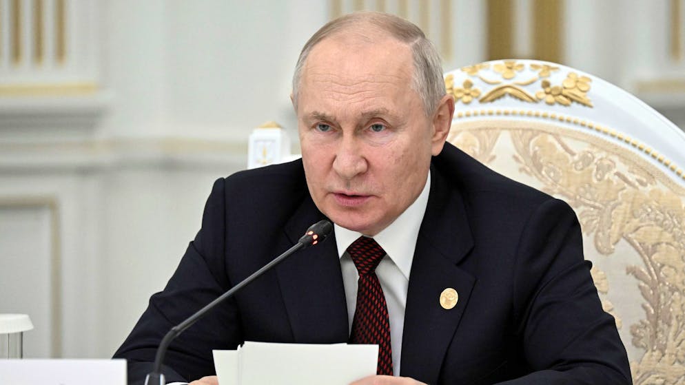 Machtwechsel im Frühjahr?. Im Kreml bringen sich Putins mögliche Nachfolger in Stellung