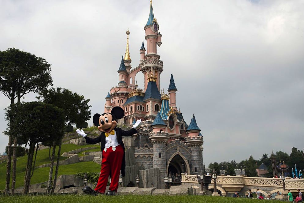 Il mondo celebra i 100 anni della Disney.