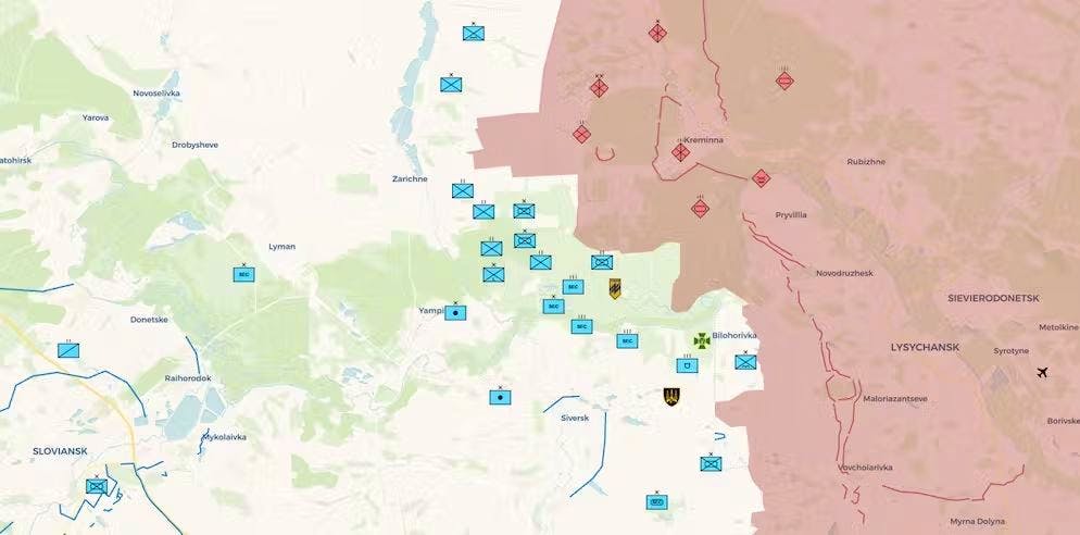 A sud-ovest di Kreminna si trova la riserva naturale Bryansky con una vasta area boschiva. Lo stemma dell'Azov è quello giallo e nero.
