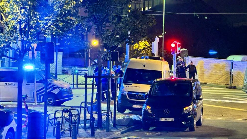 Attacco terroristico in Belgio. Colpi di Kalashnikov nel centro di Bruxelles, almeno due morti