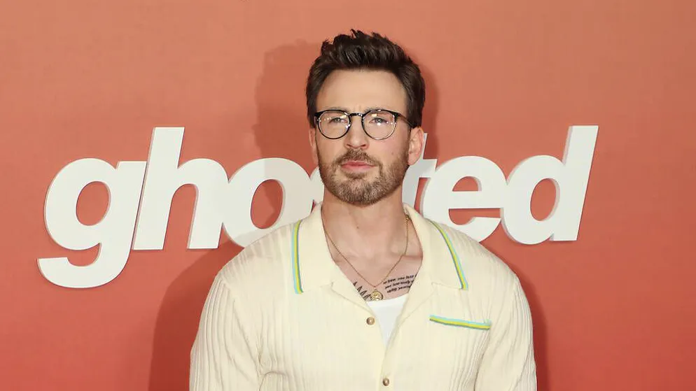 Ecco i dettagli del matrimonio. Chris Evans conferma le nozze con Alba Baptista: «È stato molto bello»