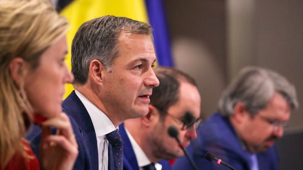 Allerta massima in città. Attentato a Bruxelles: autore ancora in fuga, ecco chi è