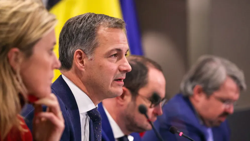 Il presunto attentatore, ha confermato il premier belga Alexander De Croo, «è di origine tunisina e soggiornava illegalmente in Belgio».