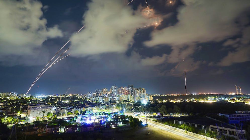 In particolare sono stati centrati campi di addestramento di Hamas nei quartieri di Shujaiyya, Shati, Jabalia, Daraj Tuffah, e Zaytun.