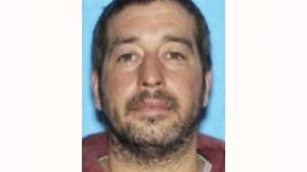 Paura negli USA. Il killer del Maine è ancora in fuga, aggiornato il bilancio dei morti