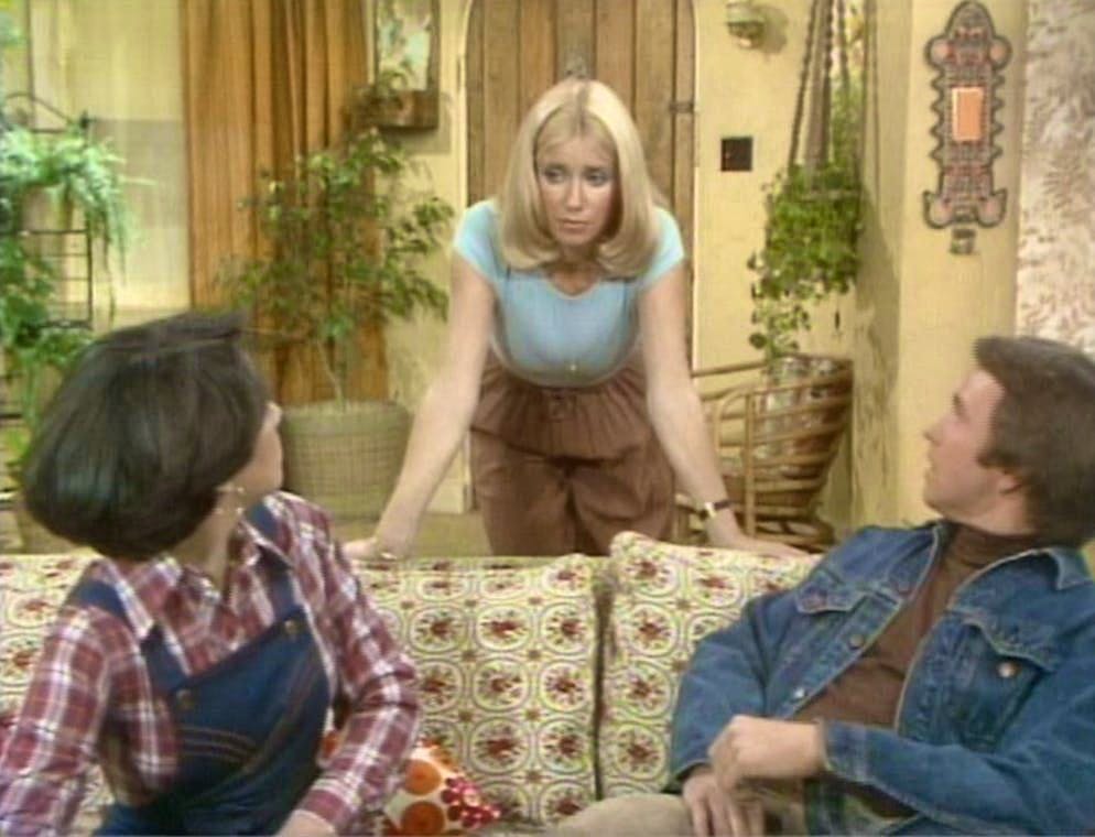 Addio a Suzanne Somers. Con «Three's a Company» - in italiano «Tre cuori in affitto» - ha avuto grande successo. Si è presentata davanti alla telecamera insieme a John Ritter (a destra) e Joyce DeWitt.