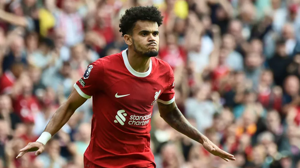 Transfer ticker. Bayern make offer for Díaz ++ 