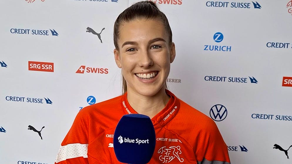 Her boyfriend makes sacrifices. Nati striker Piubel: 