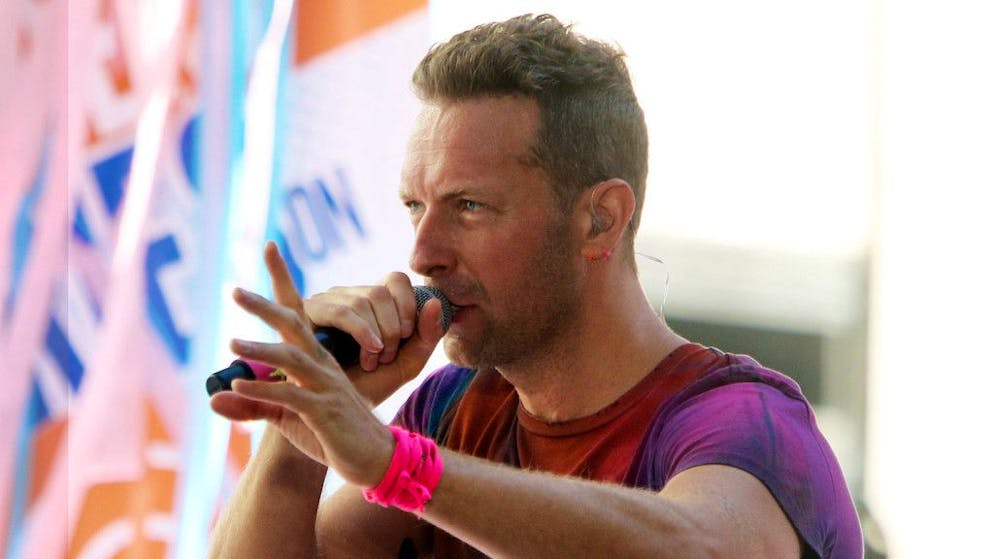Dal titolo «One World». Curiosa richiesta ai fan dai Coldplay: «Cantate con noi il nostro nuovo singolo»