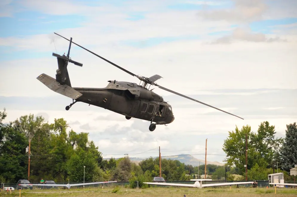 An der Übung im Schweizer Luftraum nehmen auch drei Helikopter des Typs UH-60 «Blackhawk» teil.