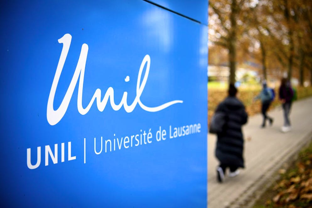Une école basée à Winterthour (ZH) usurpe le nom et le logo de l'université de Lausanne (UNIL) dans une publicité proposant des cours de langues.
