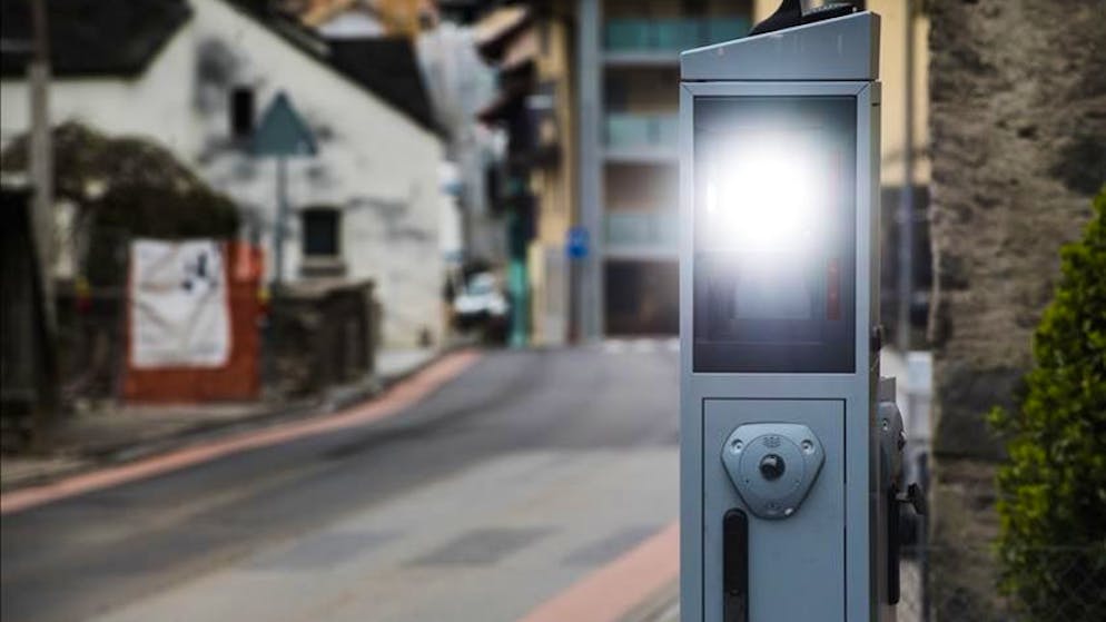 Identificato. Un 69enne vandalizza un radar a Iragna, dovrà ripagarlo