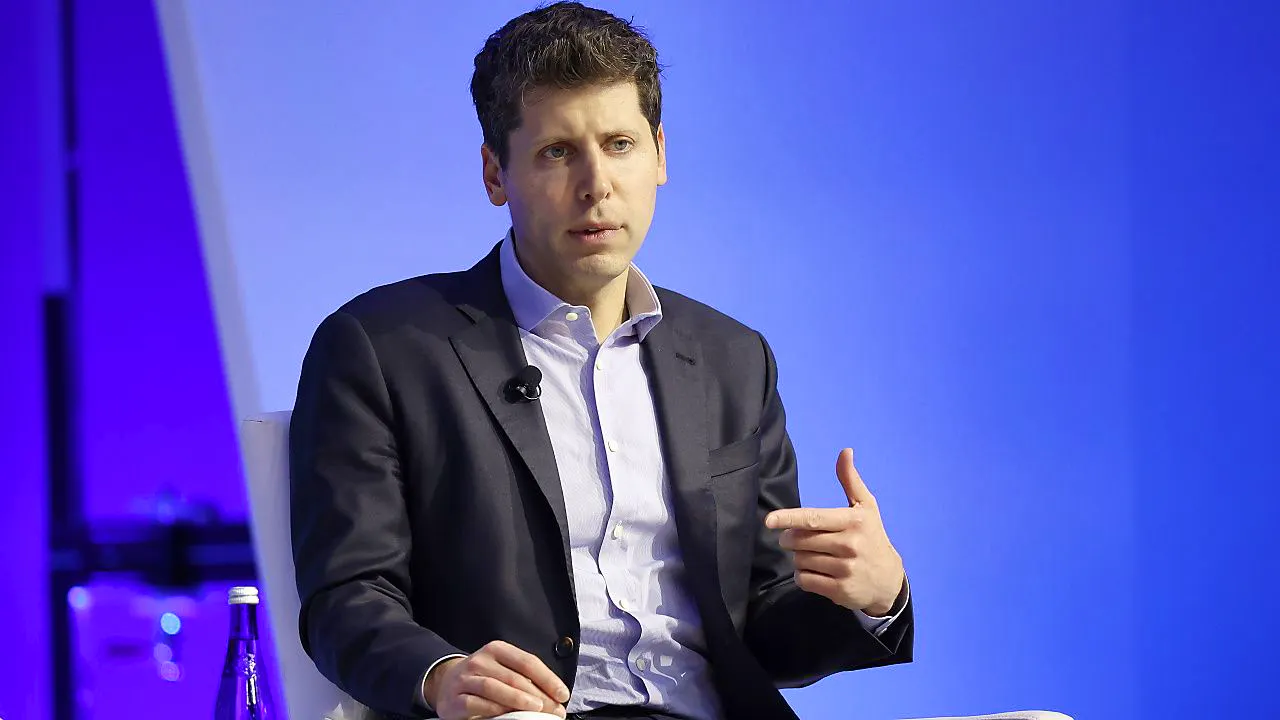 Software. Altman wird wieder Chef des ChatGPT-Entwicklers OpenAI