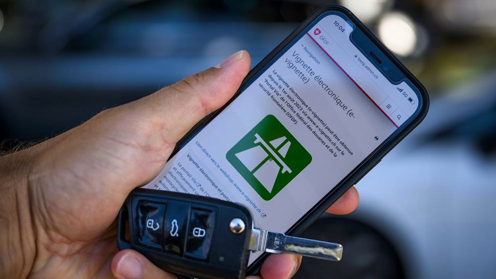 Per evitare costi aggiuntivi. Rischio di fregatura, il Consiglio federale consiglia dove acquistare la vignetta elettronica