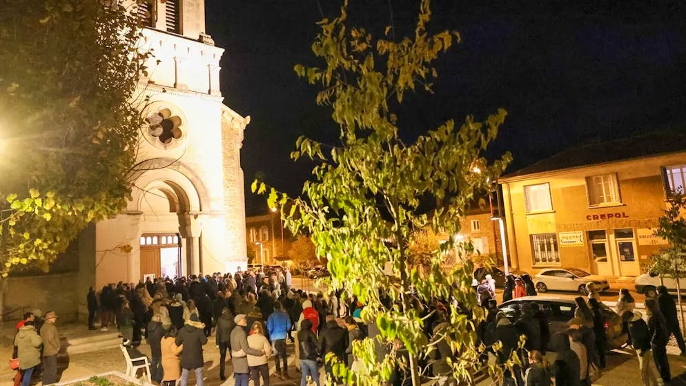 Manif interdite, tags islamophobes. Mort de Thomas: les tensions montent avec l'ultradroite