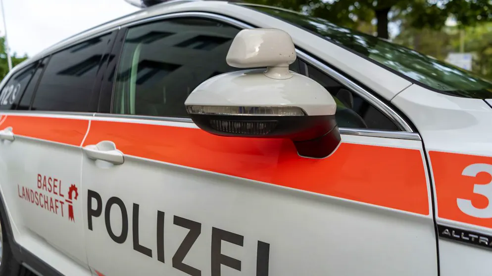 Police in action. Oberwil BL awakened by loud explosions