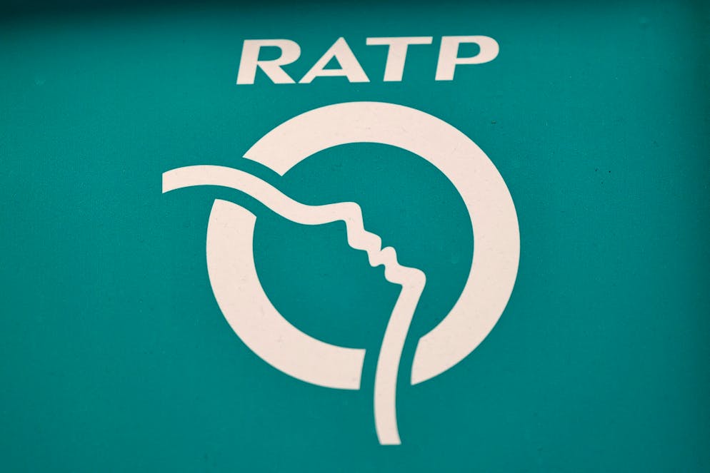 La RATP a développé une application de traduction instantanée pour ses agents, en 16 langues, qu'elle compte mettre en avant pendant les Jeux Olympiques.