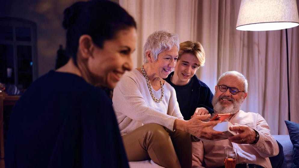 Natale sostenibile. Idee regalo: mai più sguardi indiscreti e batterie scariche