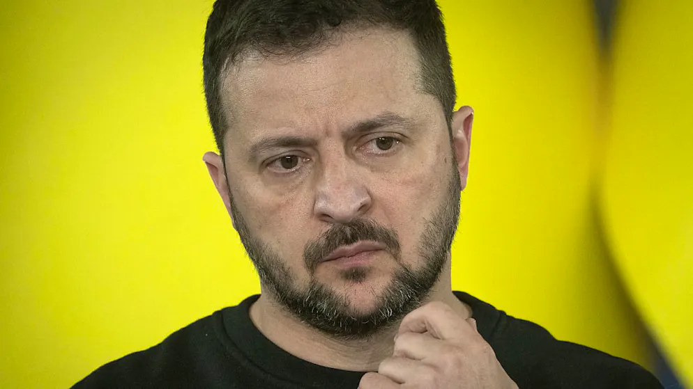 Ucraina. Zelensky visita la linea del fronte a Kupyansk