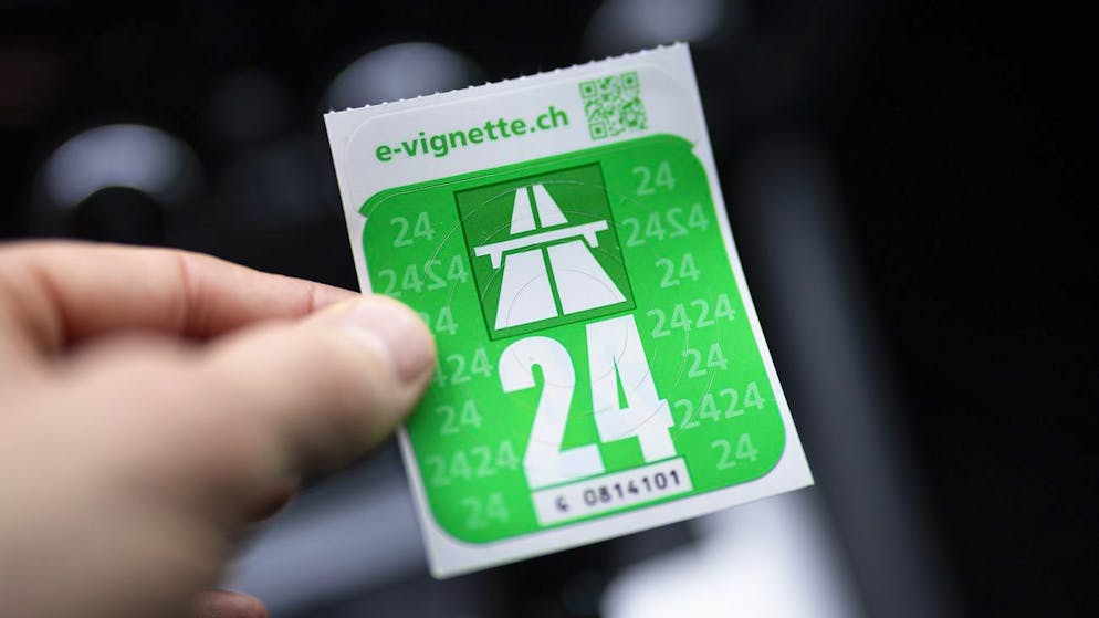 Svizzera. Già vendute 100'000 vignette elettroniche in poche ore
