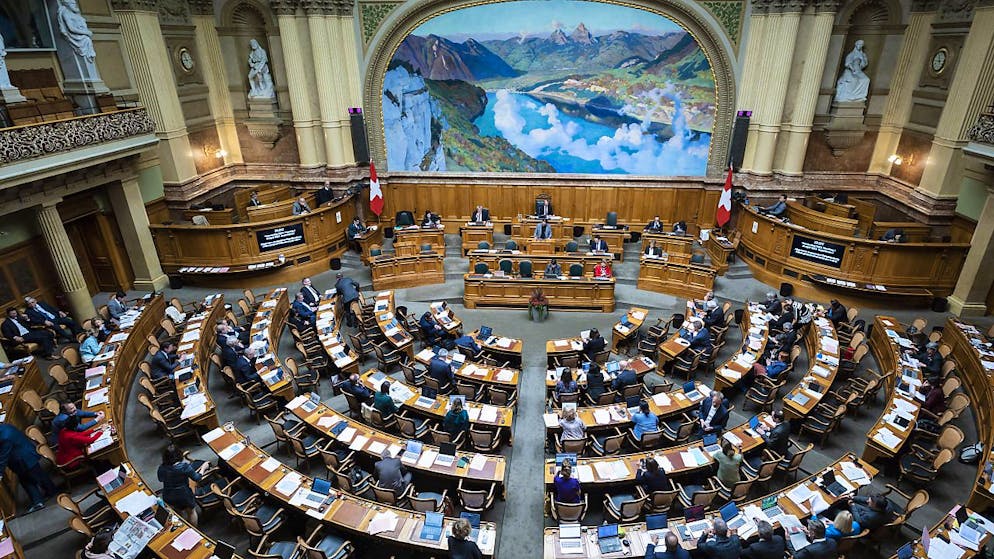 Ecco dove s'è tagliato. Il Parlamento accetta il preventivo 2024 della Confederazione