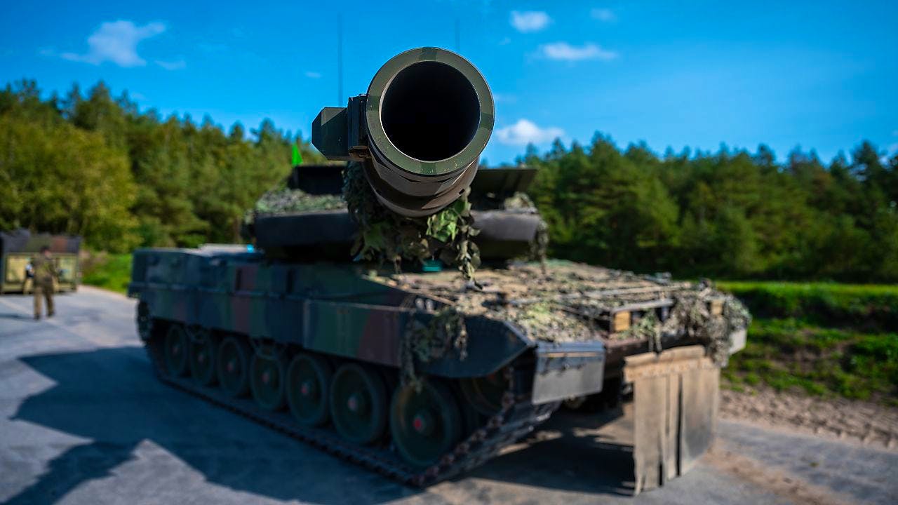 International. Sipri: Rüstungsfirmen verzeichnen Einnahmerückgang trotz Auftragsplus