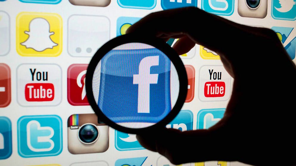 L'American Psychological Association ha esortato i genitori e le scuole a insegnare l'alfabetizzazione mediatica prima di esporre i figli alle piattaforme di social media. (Foto simbolica)