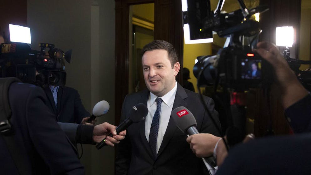 Showdown im Bundesratsrennen. Im Scheinwerferlicht: Bei den Bundesratswahlen blickt alles auf die beiden offiziellen SP-Kandidaten, den Bündner Nationalrat Jon Pult ...