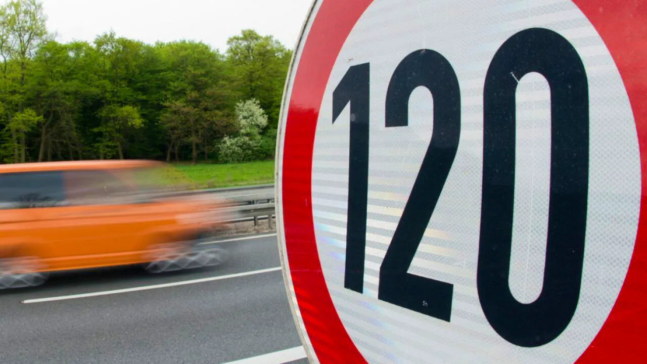 Bern. Raser mit über 300 km/h auf der Autobahn bei Rubigen unterwegs