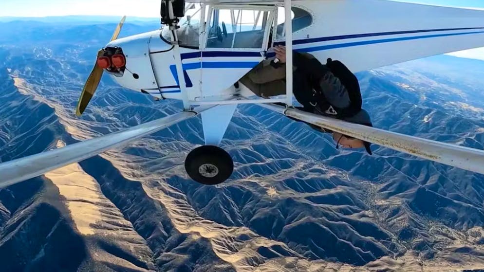 Le immagini del finto incidente sono state visionate su YouTube da milioni di persone.