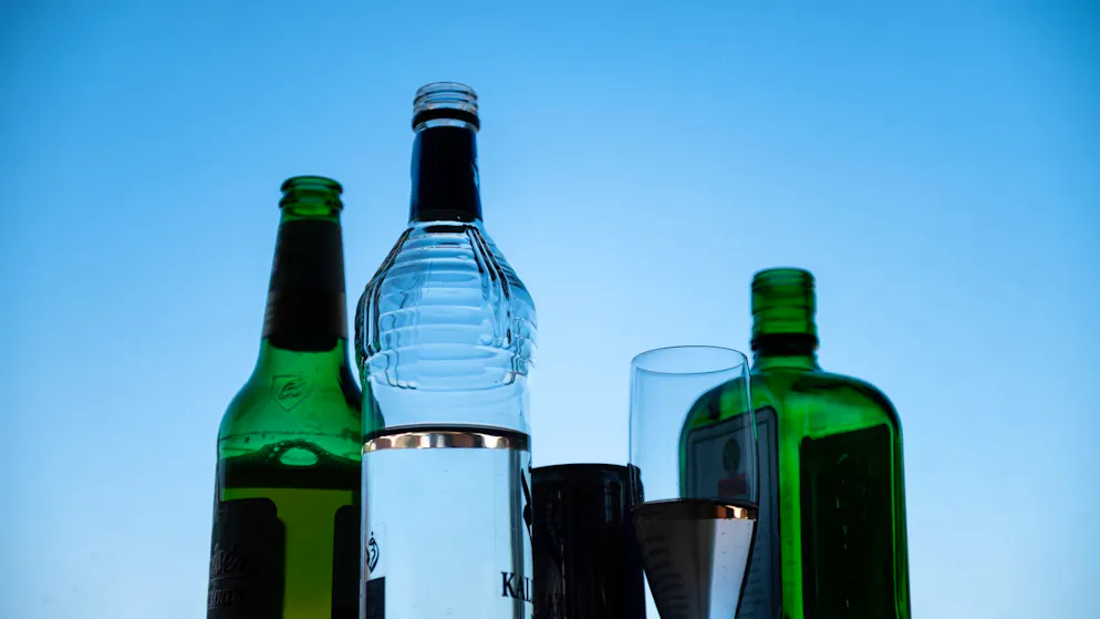 Cases are piling up. 19-year-old dies after drinking adulterated alcohol in Laos