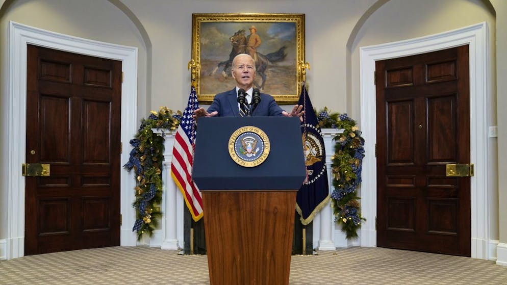 Il presidente degli Stati Uniti Joe Biden alla Casa Bianca si esprime sui nuovi fondi all'Ucraina