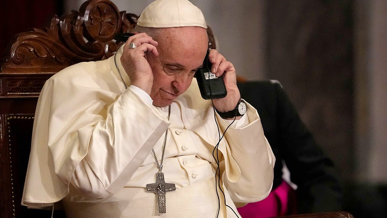 Vaticano. Il Papa, sto molto meglio ma fatico se parlo troppo