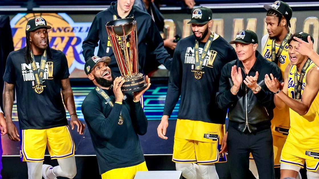 LeBron James et les Lakers remportent un trophée tout neuf - RTN