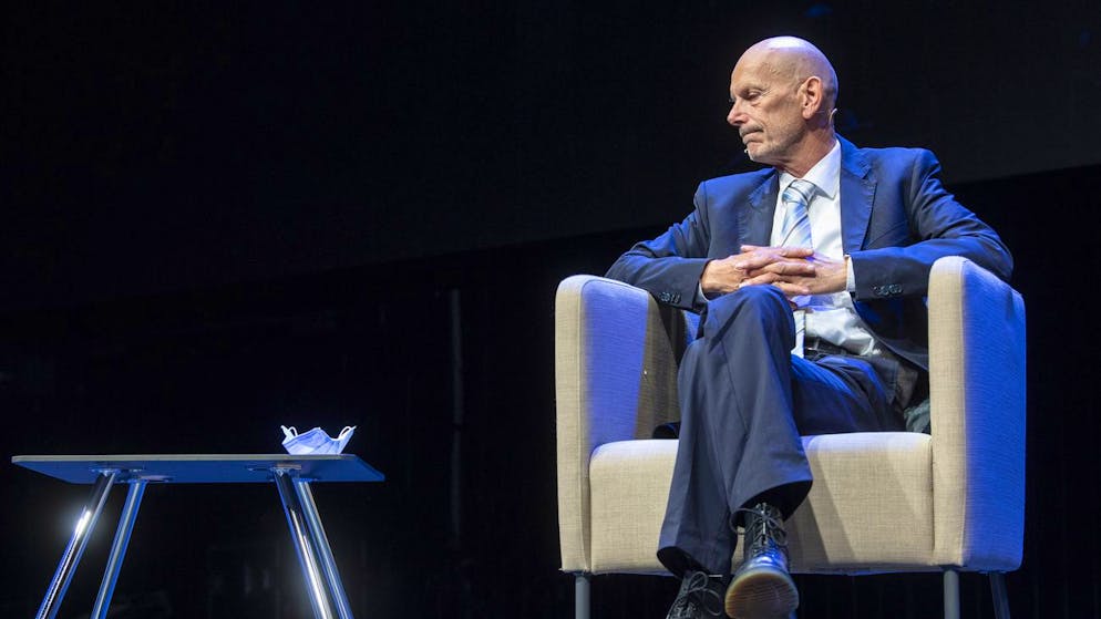 «Mi sento in colpa». Daniel Koch non ama parlare della pandemia. Ma rivela come ha conosciuto sua moglie