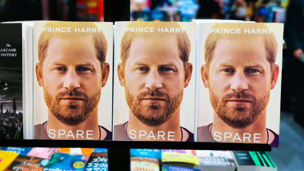 Im Oktober folgt eine neue Version von Prinz Harrys «Spare» – der Inhalt eines Buchs wird dabei normalerweise angepasst und erweitert.