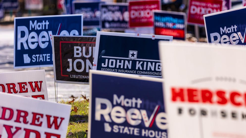 Politiker setzen auf Künstliche Intelligenz. Sprachroboterin wird zur Wahlkämpferin